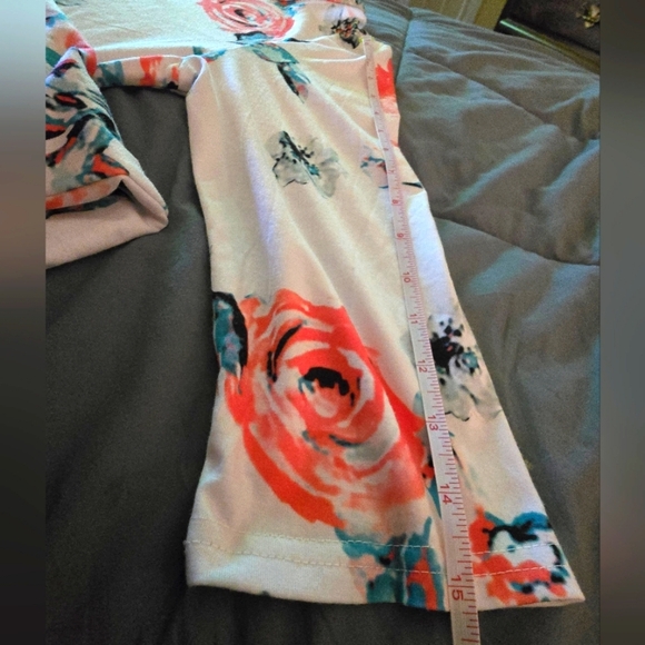 Boutique | Lg | Floral Mid-Length Flowy Dress Three Quarter Sleeves W/ Pockets - Picture 10 of 10